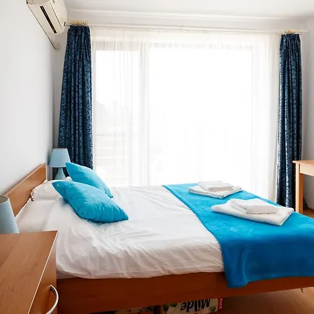 Deluxe Sea View - Family Friendly Слънчев бряг