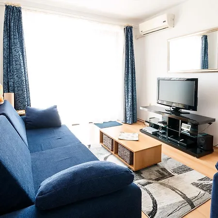 Апартамент Deluxe Sea View - Family Friendly