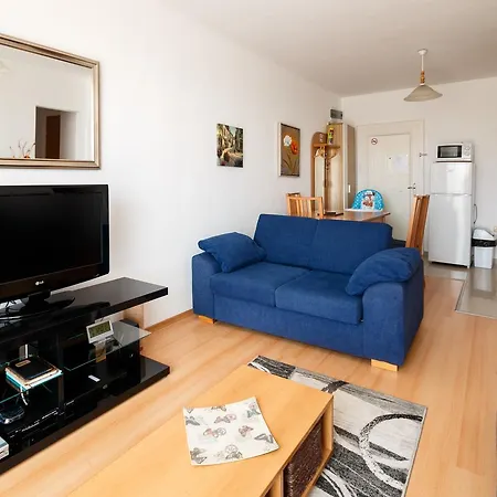 Deluxe Sea View - Family Friendly Апартамент Слънчев бряг